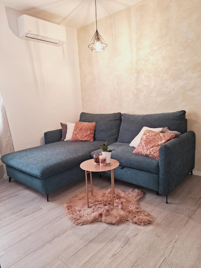 希贝尼克Apartman Maja ****公寓 外观 照片